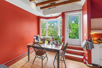 345 McAlpin Ave, Unit 3 in Cincinnati, OH - Building Photo - Building Photo