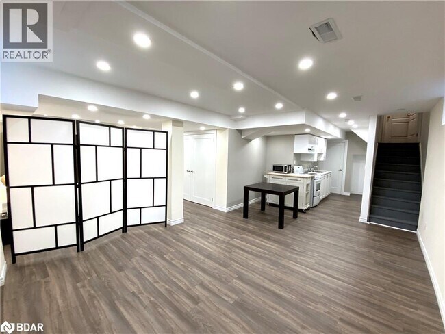 4640 Doug Wright Dr in Burlington, ON - Building Photo - Building Photo