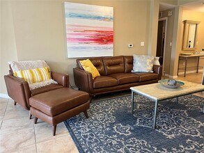 8815 Worldquest Blvd in Orlando, FL - Building Photo - Building Photo
