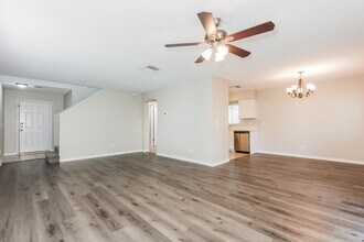12914 Fennway Ridge Dr in Riverview, FL - Foto de edificio - Building Photo