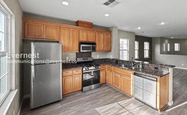 2298 Winepol Loop in San Jose, CA - Building Photo - Building Photo