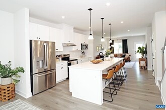 916 Marsac St in Charlottesville, VA - Building Photo - Building Photo