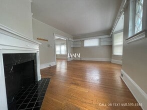 1424 Larchmont Ave in Lakewood, OH - Building Photo - Building Photo