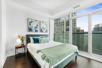 14 C York St, Unit SI ID1388810P in Toronto, ON - Building Photo - Building Photo