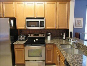 1311 Twin Trees Ln in Sanford, FL - Building Photo - Building Photo