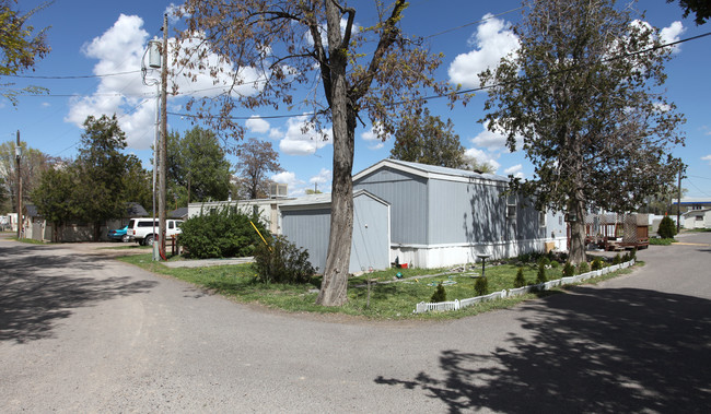 Creekside Court in Twin Falls, ID - Building Photo - Building Photo