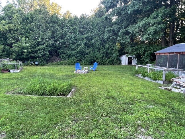 582 Church Rd, Unit 2