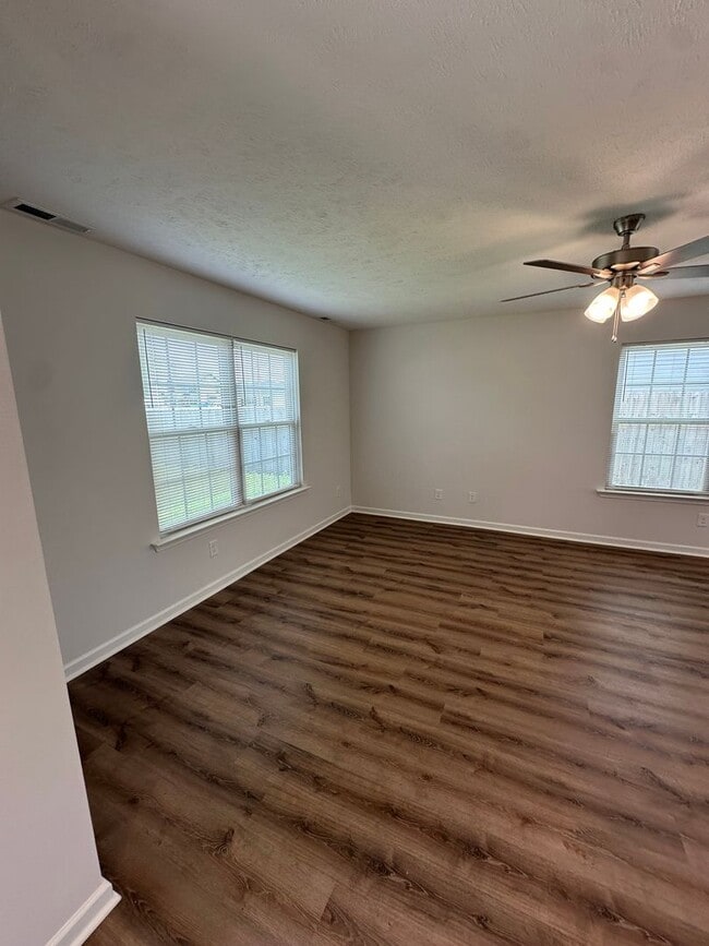 278 Timber Circle in Manchester, TN - Building Photo - Building Photo