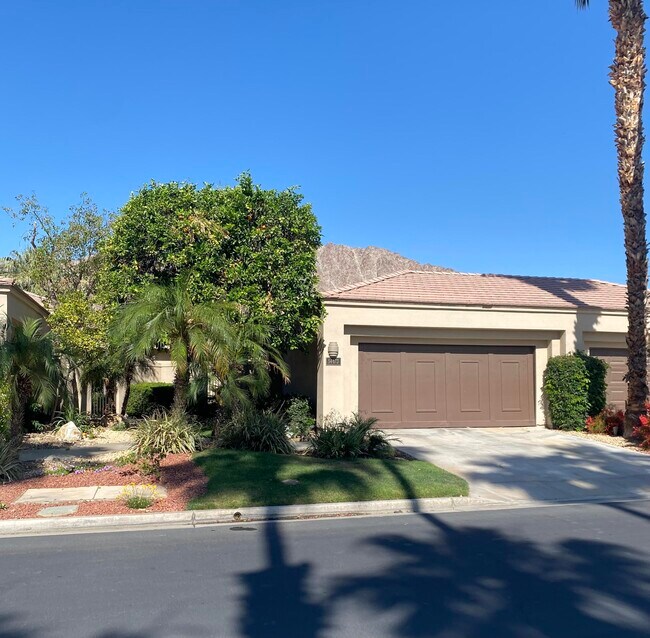 54673 Oak-Hill in La Quinta, CA - Building Photo - Building Photo