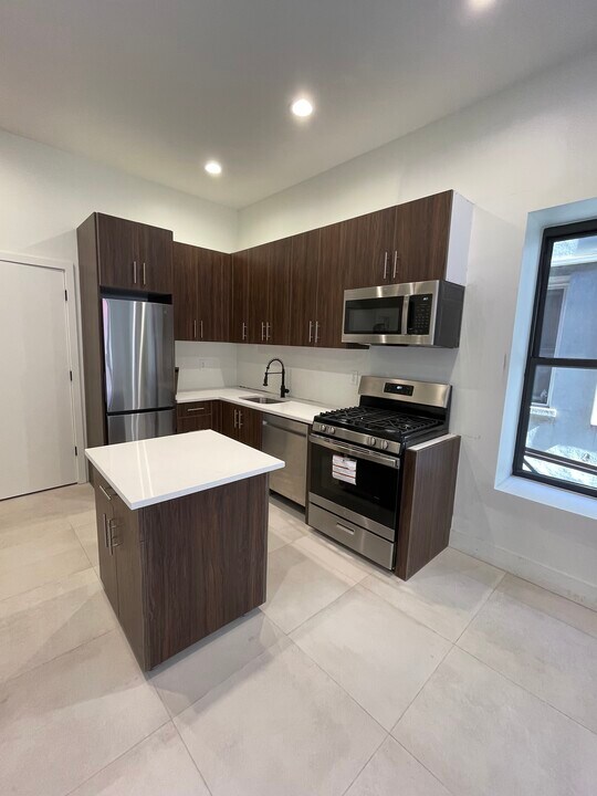 187 Market St in Newark, NJ - Building Photo