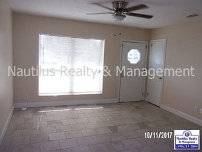 5114 Beach Dr in Panama City Beach, FL - Building Photo - Building Photo