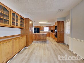 8588 Lamanto Ave N in Jacksonville, FL - Foto de edificio - Building Photo