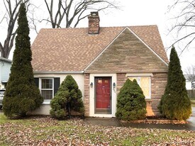 200 Koenig Rd in Tonawanda, NY - Building Photo