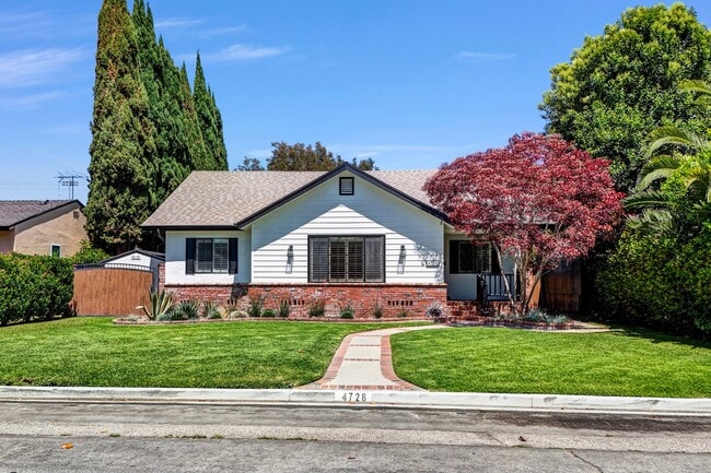 property at 4728 Sunfield Ave