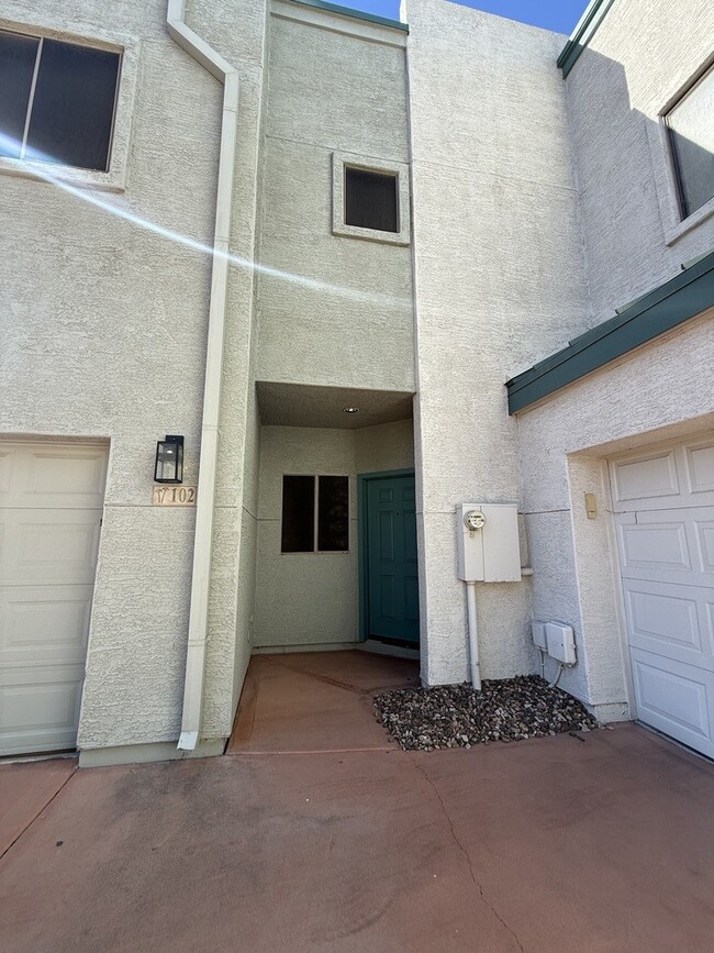 2027 E University Dr in Tempe, AZ - Building Photo - Building Photo