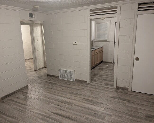 2945 Schofield Ave, Unit 2945 in Indianapolis, IN - Building Photo - Building Photo