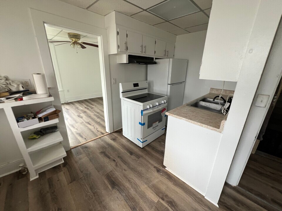 167 Salem St, Unit 1 in Port Ewen, NY - Building Photo