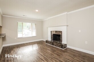 304 Pembrook St in Ladson, SC - Foto de edificio - Building Photo