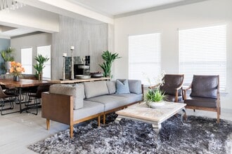 Alister Oak Hill in Austin, TX - Building Photo - Building Photo