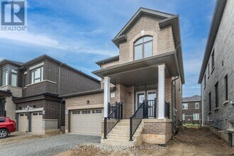 763 Apple Terrace in Milton, ON - Building Photo - Building Photo