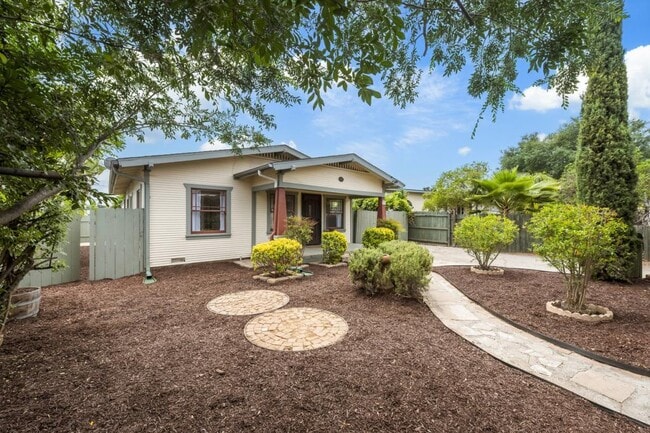 751 W 7th Ave in Escondido, CA - Building Photo - Building Photo