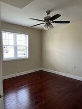 912 Barnaby St SE, Unit 103 in Washington, DC - Building Photo - Building Photo