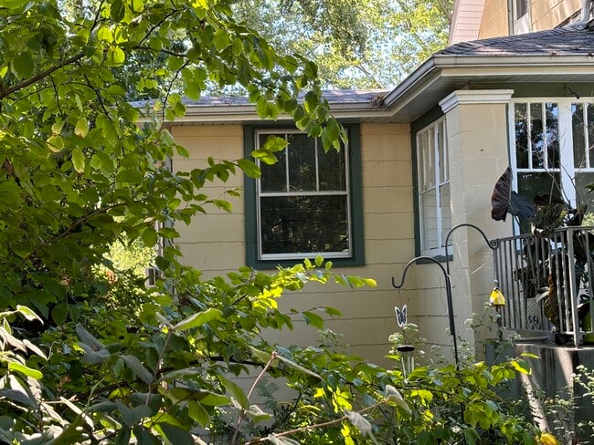 property at 1806 Colfax St