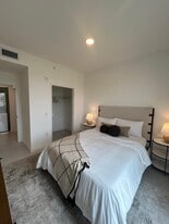 20430 NW 20th Ct, Unit B21 in Miami Gardens, FL - Building Photo