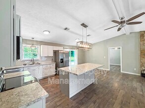 5 Oak Hollow Ct in Greenville, SC - Building Photo - Building Photo