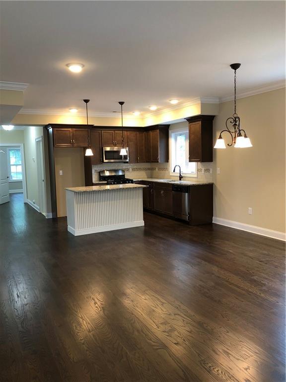 168 Central Ave in Metuchen, NJ - Building Photo - Building Photo