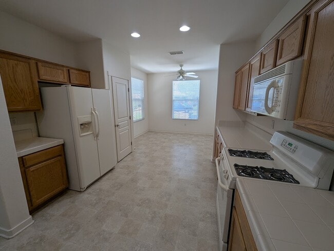 398 Marigold Ln in Lincoln, CA - Building Photo - Building Photo