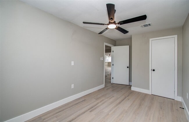 property at 7918 Bayside Dr