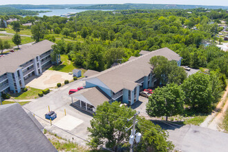 Bradford Court & Little Oaks Apartments in Kimberling City, MO - Building Photo - Building Photo