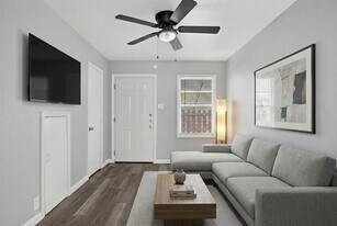 4721 Tremont St in Dallas, TX - Building Photo