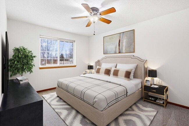 Oakridge Apartments in Mauston, WI - Foto de edificio - Building Photo