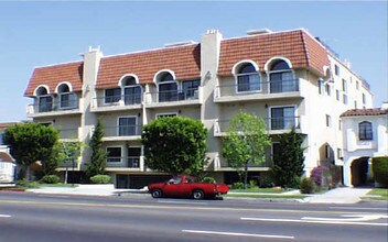 8649 W Olympic Blvd in Los Angeles, CA - Building Photo - Building Photo