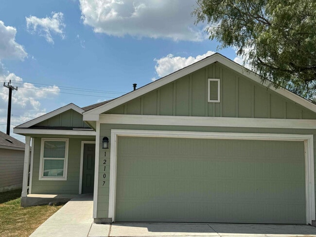 12107 Overton Wy