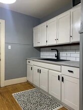 597 Giles Blvd E in Windsor, ON - Building Photo - Building Photo