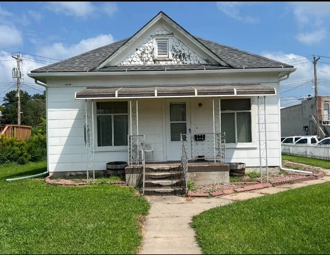 property at 409 N St