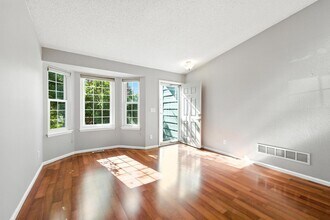 5551 S Yakima St in Aurora, CO - Building Photo - Building Photo