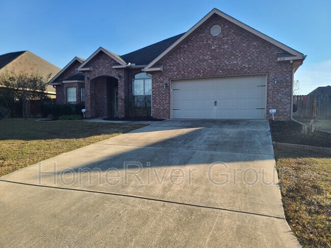 262 Paradise Palm Cir in Crestview, FL - Foto de edificio - Building Photo