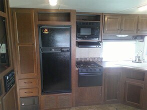 19115 NE Miami Ct in Miami, FL - Building Photo - Building Photo