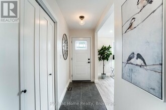 69 Heather Rd in Hamilton, ON - Building Photo - Building Photo