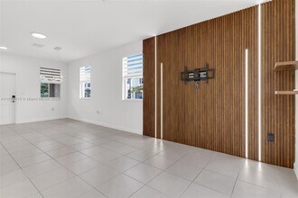 12373 NW 24th Pl in Miami Shores, FL - Building Photo - Building Photo