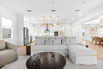 105 Seaboard Ln in Santa Rosa Beach, FL - Building Photo - Building Photo