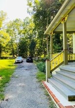 10 Maple Rd in Cornwall On Hudson, NY - Building Photo - Building Photo