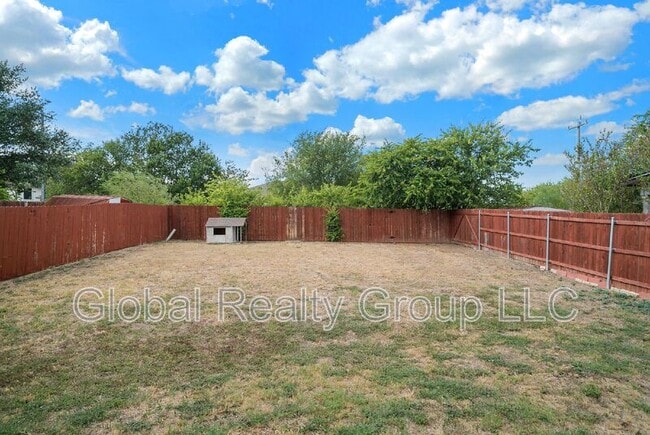 property at 5107 Meridian Farm