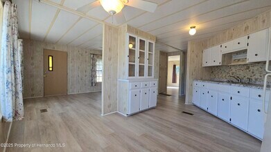 8229 Green Ct in Brooksville, FL - Building Photo - Building Photo