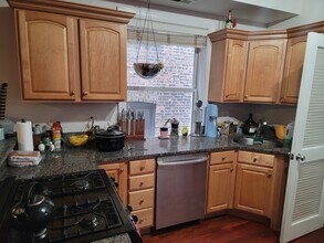 7627 N Greenview Ave, Unit 2E in Chicago, IL - Foto de edificio - Building Photo