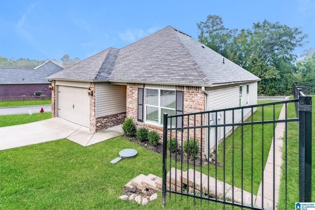 11 Cottage Ln in Lincoln, AL - Building Photo - Building Photo